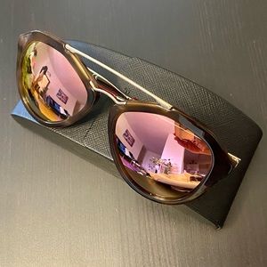 BNIB Prada PR 12QSA CINEMA Sunglasses